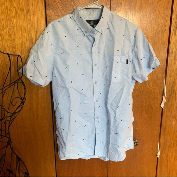 Molokai surf co. Men’s size medium short sleeve button down with shark print - Picture 1 of 11